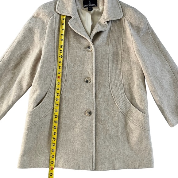 London Fog Women’s Oversized Coat Beige Size 10P - Picture 9 of 16